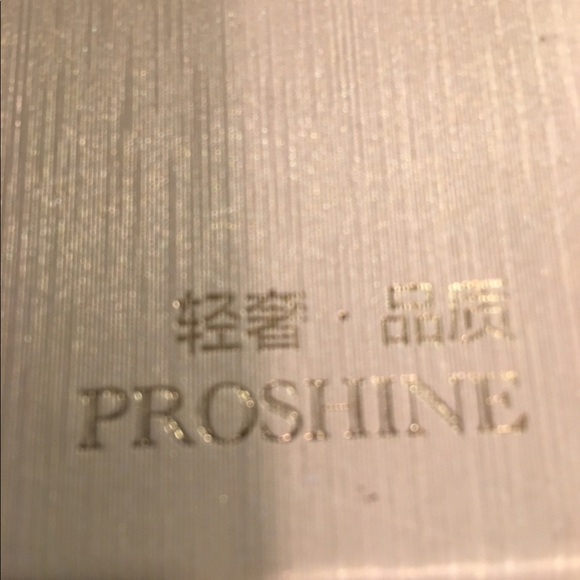 ❌🛑SOLD🛑❌ Vintage 100% Silk Boshine Scarf 💜 - Picture 6 of 16